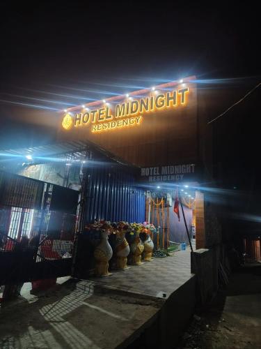 Hotel Midnight photo 5