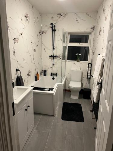 Two bedroom house in Tyrrellspass