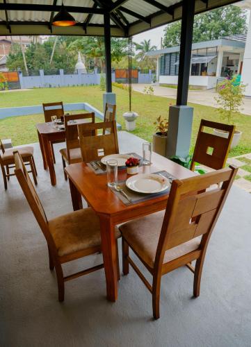 Centri Villa in อนุราธปุระ