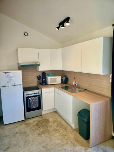 Grand studio avec terrasse in Saint-Marcel-les-Valence (Rhone-Alpes)