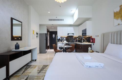 Elite LUX Holiday Homes - Jewelz Residences Studio in Arjan Dubai - image 2
