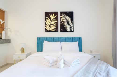 Elite LUX Holiday Homes - Modern Comfort Studio in Business Bay Dubai - image 12