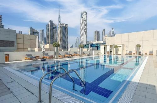 Elite LUX Holiday Homes - Modern Comfort Studio in Business Bay Dubai - image 6