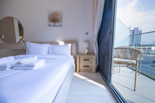 Elite LUX Holiday Homes - Upscale Studio in Azizi Riviera Prime Location Dubai - image 13