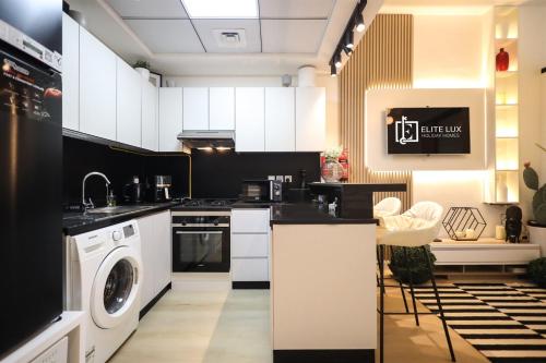 Elite LUX Holiday Homes - Cozy Studio at Al Waleed Garden 2 Dubai - image 13