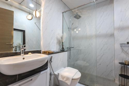 Elite LUX Holiday Homes - Cozy Studio at Al Waleed Garden 2 Dubai - main image