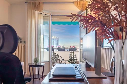 MiCo, M5, City Life - Luxury apt con terrazza e vista 8o piano - Su Scannu City Life