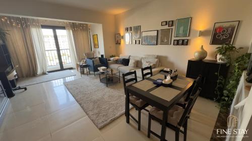 Modern 2BR Duplex in New Cairo Quiet Area, Balcony & Fast WiFi