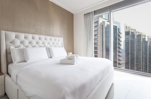 Elite LUX Holiday Homes - Exclusive 1 BHK at Opera Grand Downtown Dubai - image 12