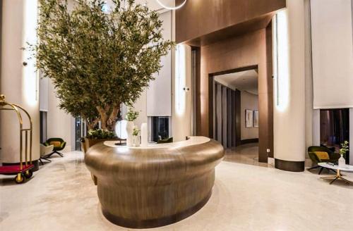Elite LUX Holiday Homes - Exclusive 1 BHK at Opera Grand Downtown Dubai - image 9