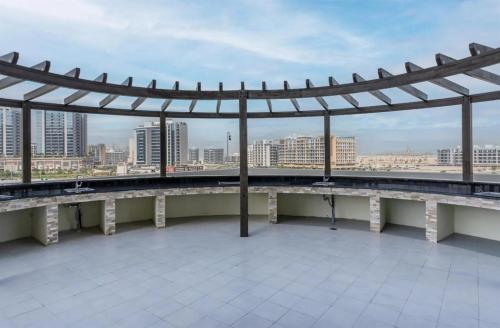 Elite LUX Holiday Homes - Stylish Studio at Jewelz by Danube Dubai - image 3