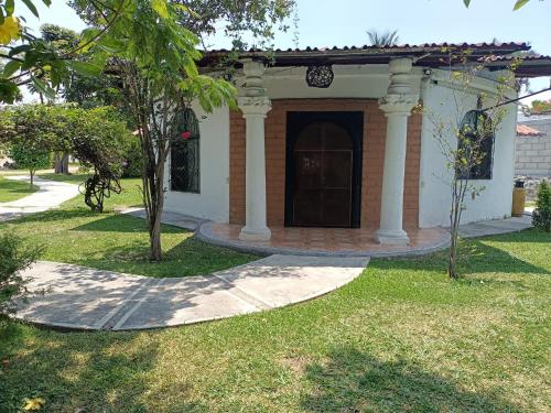 Quinta Corona Hospedaje Familiar - Amp Narciso Mendoza