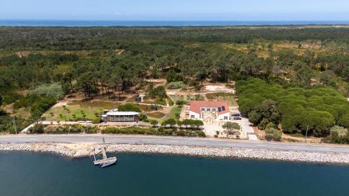 Viesnīcas āriene, Livin Barca - Water Sports & Nature in São Jacinto