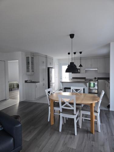 . Appartement de 2 chambre à la baie