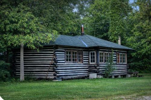 2-Bedroom - Balsam Lake Cottages Resort #12 in Rosedale (ON)