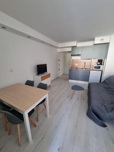 Studio rénové Cap d'Agde à 5 min de la plage et des commerces