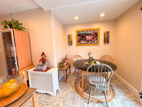 Facilities, Perfect full private first floor home with convenient amenities in Union (NJ)