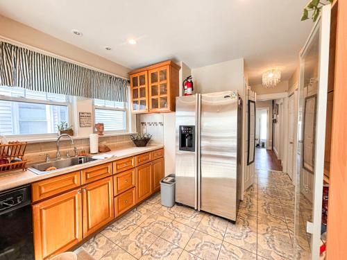 Kitchen, Perfect full private first floor home with convenient amenities in Union (NJ)