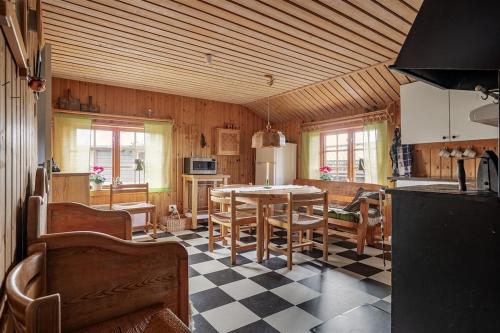 Hogt upp pa fjallet! in Storhagna