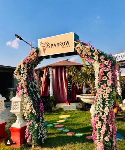 Sparrow Farms and Resort in Mohanlalganj