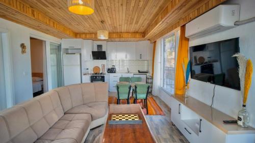 Aquamarin Villa – khách sạn tại Karaağaç