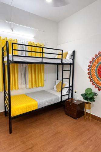 Elite Hostel- SB Road Pune in Pune