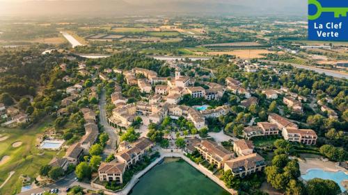Village Pierre & Vacances Pont Royal en Provence