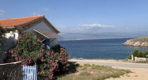 Maison bord de mer in Risika