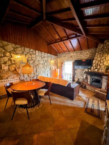 Casa do Monte Sereno in อาร์โนยา