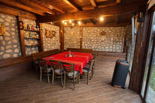 Restorāns, Къща за Гости Тодор in Širokidola