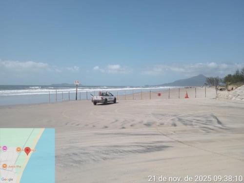 Kitnet Pé na Areia (Kitnet Pe na Areia) in Ilja Komprida