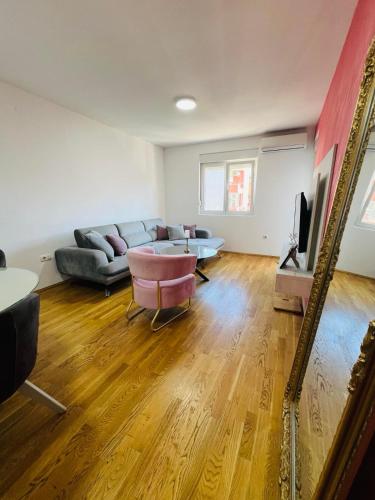 Royal Stay Podgorica - Princess Apartment