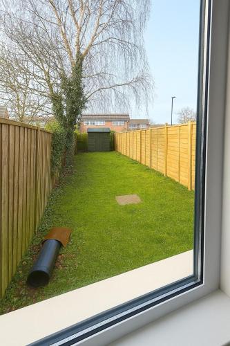 花園, 7 mins to City Centre, Entire Cosy Home in The Meadows, Nottingham in 近市中心