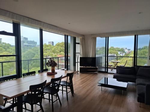 Zetland Three bedrooms in Zetland