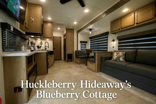 Huckleberry Hideaway in 明登