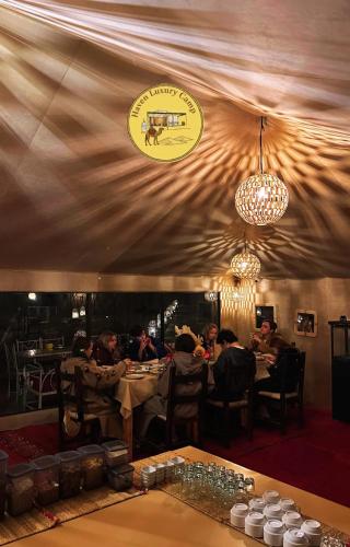 Restaurant, Haven Luxury Camp in Merzouga