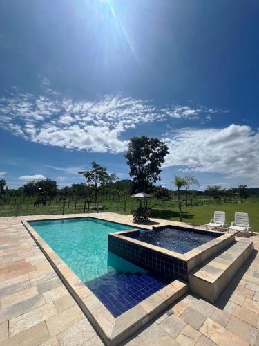Recanto Garota Bonita Hospedagem com Piscina na Natureza in Jardim Esmeralda