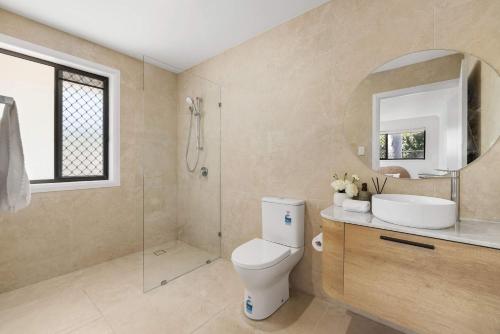 New 2BR GrannyFlat Near Movie World Wet'Wild Pool in Hope Sziget