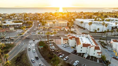 Comfort Inn & Suites Ventura Beach - image 29