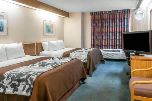 Sleep Inn University - image 35