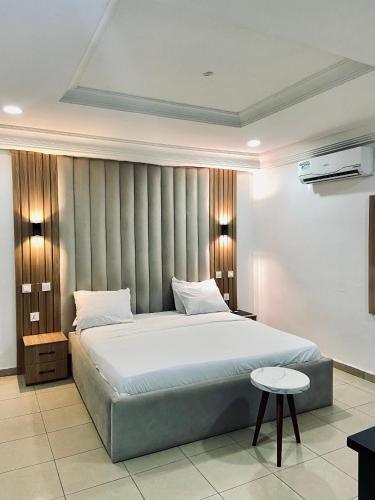 NIAS Events & Suites