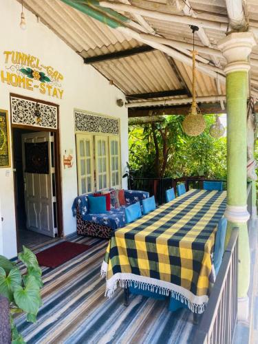 Tunnel Gap Homestay - image 3