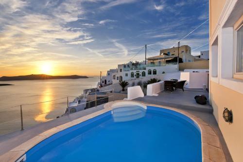  Nonis Apartments in Fira