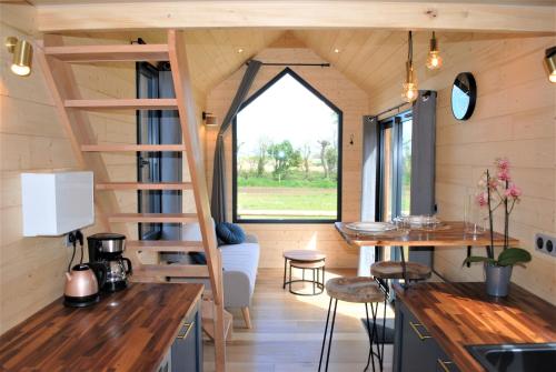 Viesnīcas āriene, Tiny House - La P'tite Georgette in Canouville