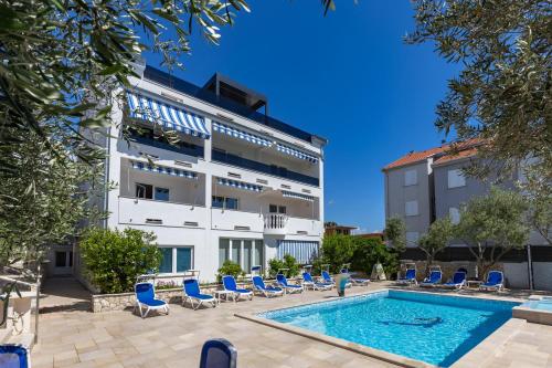 Family Resort Santa Maria – khách sạn tại Stara Novalja