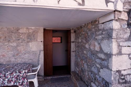 Traditional village house on Argolis for 6 persons in 네스타니