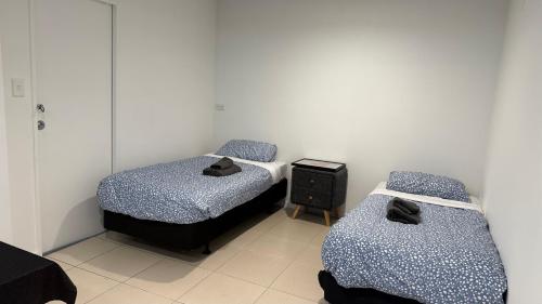 Affordable Private Sleep-Out Room 1 Own Entrance in Sydenham