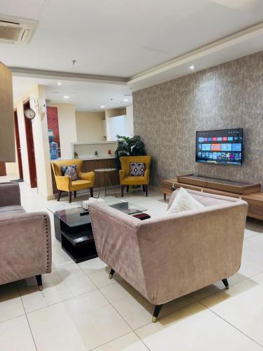 One Bedroom Apartment in DHA Lahore | Gold Crest