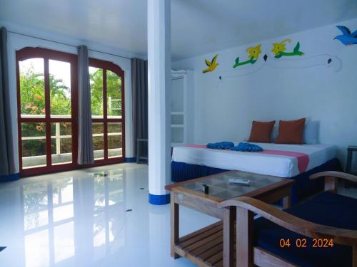 room detail thumbnail 0