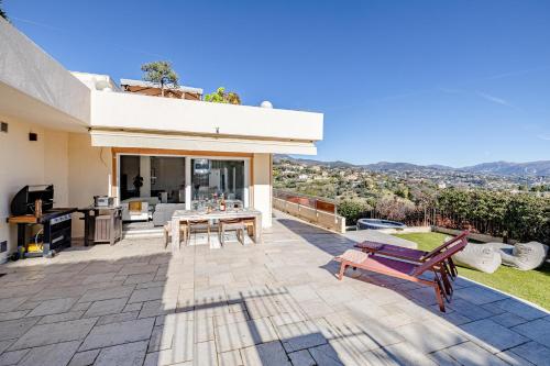 Bay of Angels by ecoflats, Nizza